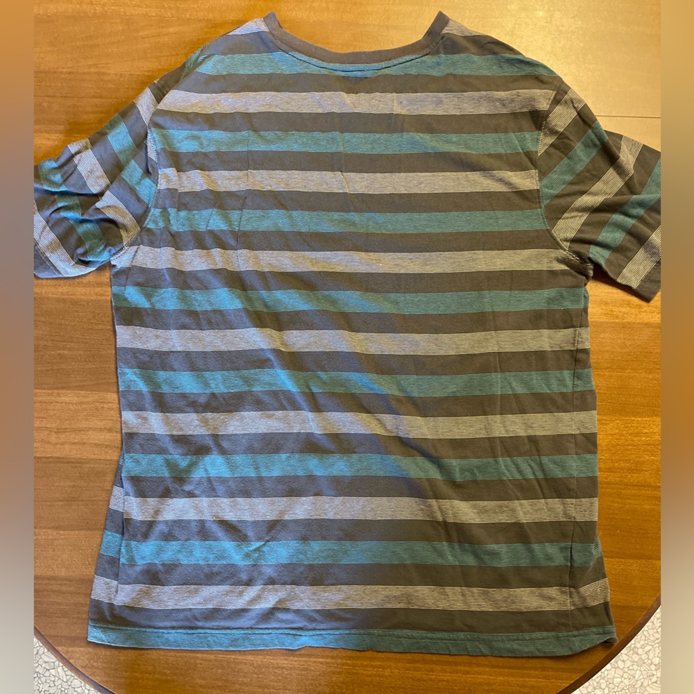 Shirt - Picture 3 of 3